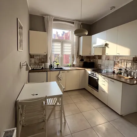 Apartment Sowinskiego 12 Iip - Blisko Stacji Pkp